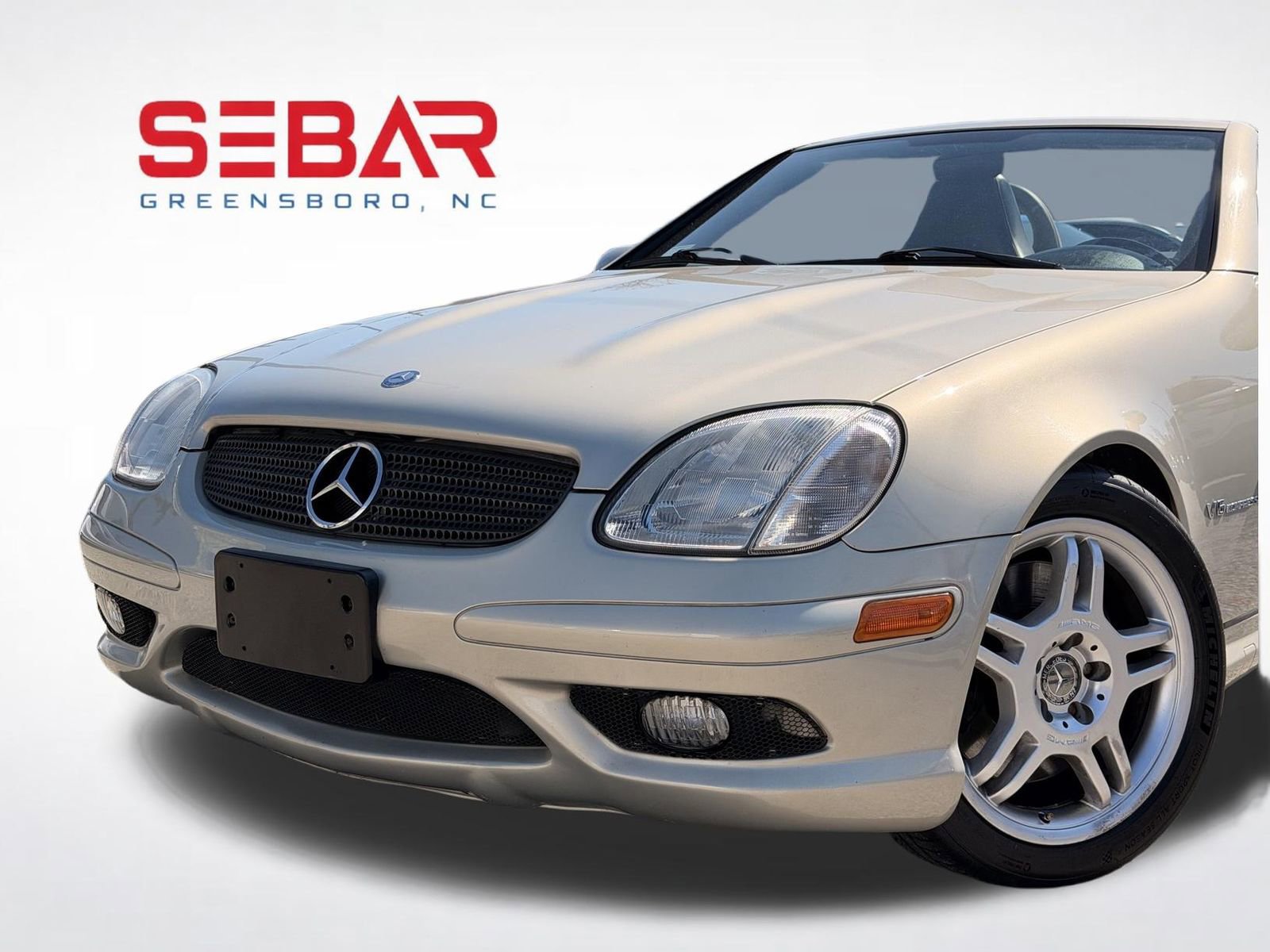 Used 2002 Mercedes-Benz SLK 32 AMG image 3