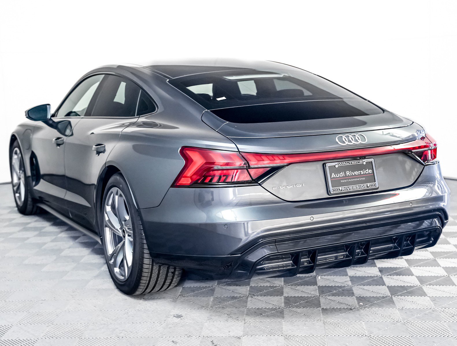 Used 2023 Audi e-tron GT Premium Plus w/ Executive Package image 2