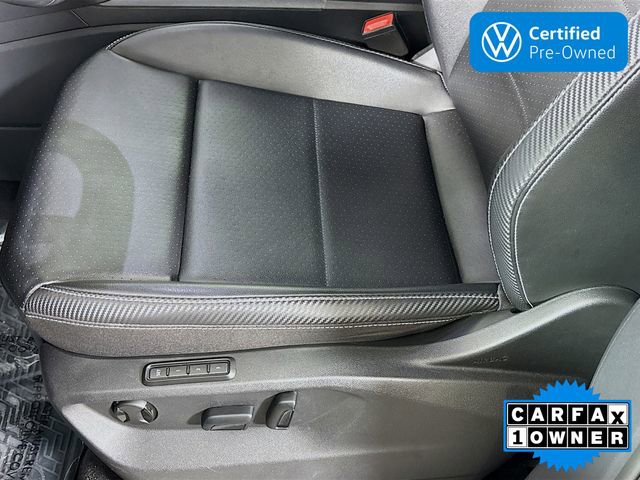 Certified 2022 Volkswagen Atlas Cross Sport SEL image 19