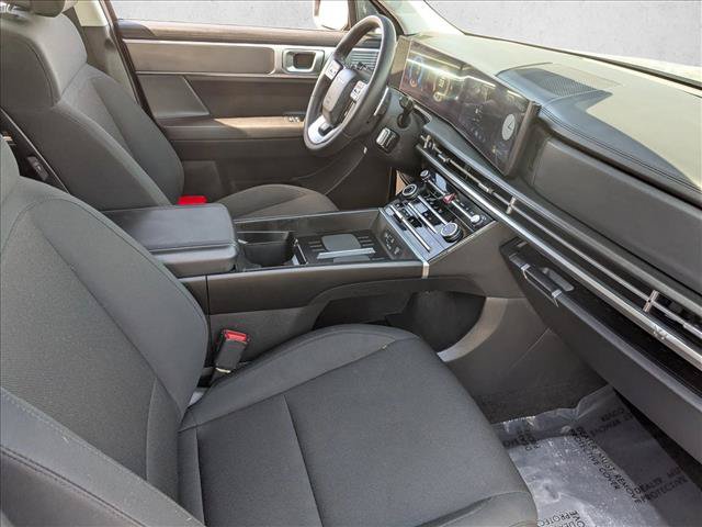 Used 2025 Hyundai Santa Fe SE FWD image 25