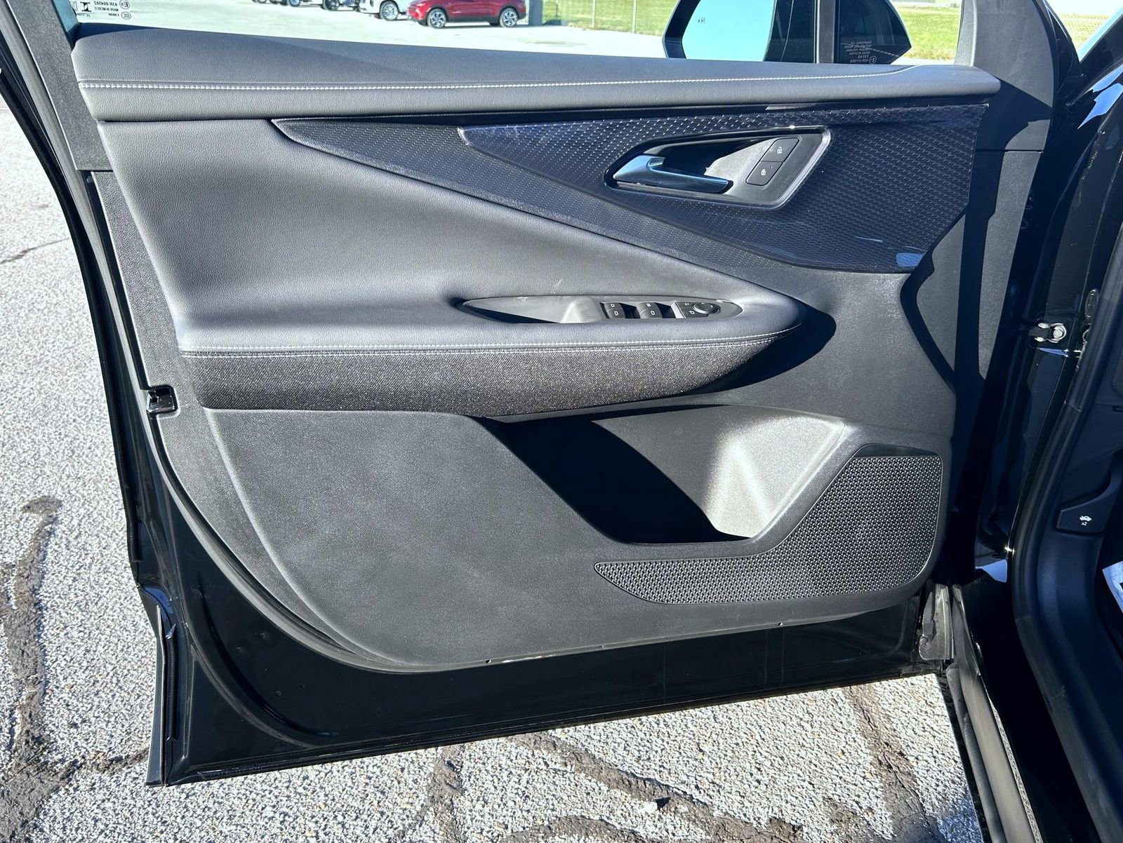 New 2026 Chevrolet Blazer EV LT image 9