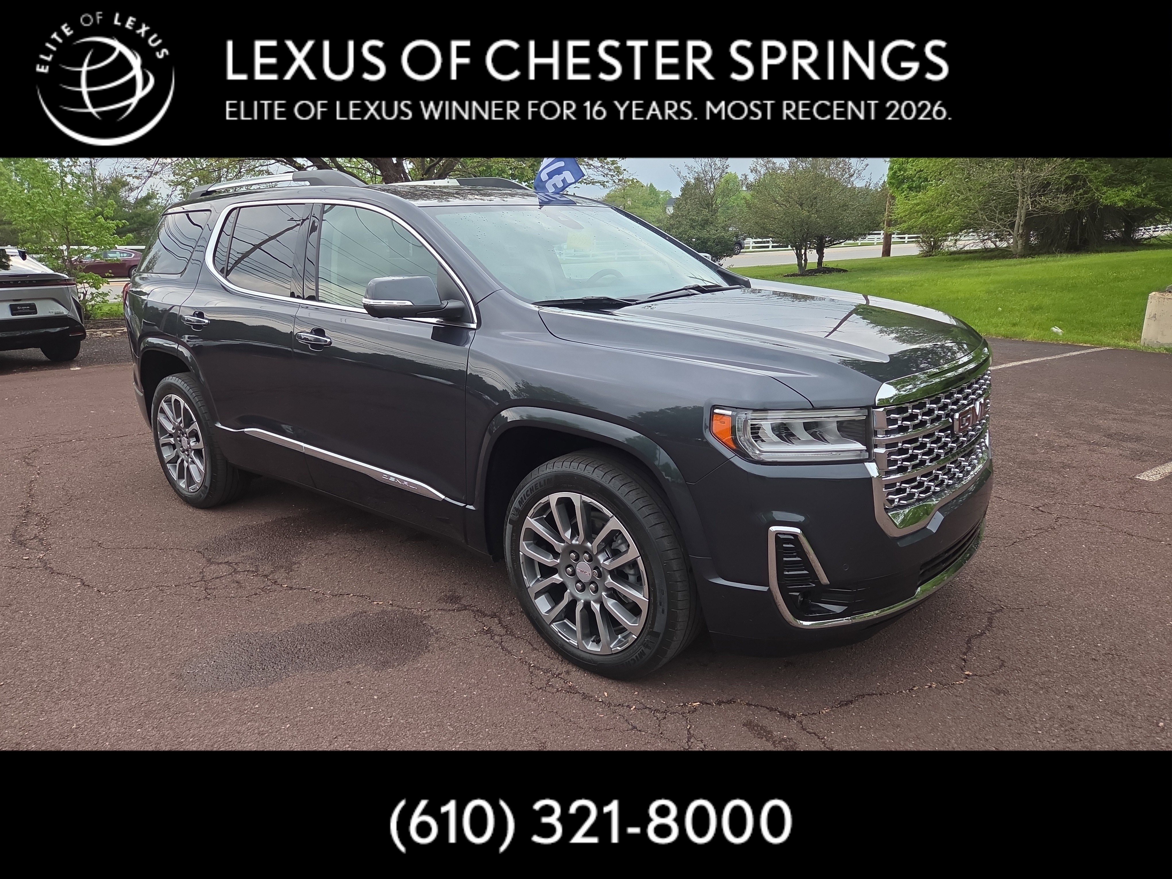 Used 2021 GMC Acadia Denali w/ Denali Ultimate Package AWD/4WD image 1