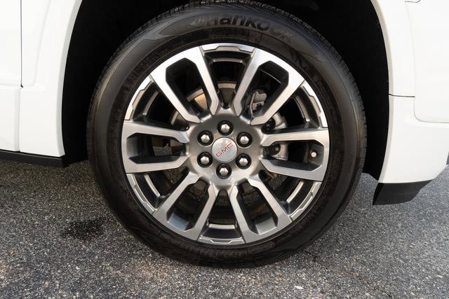 Used 2021 GMC Acadia Denali w/ Denali Technology Package image 49