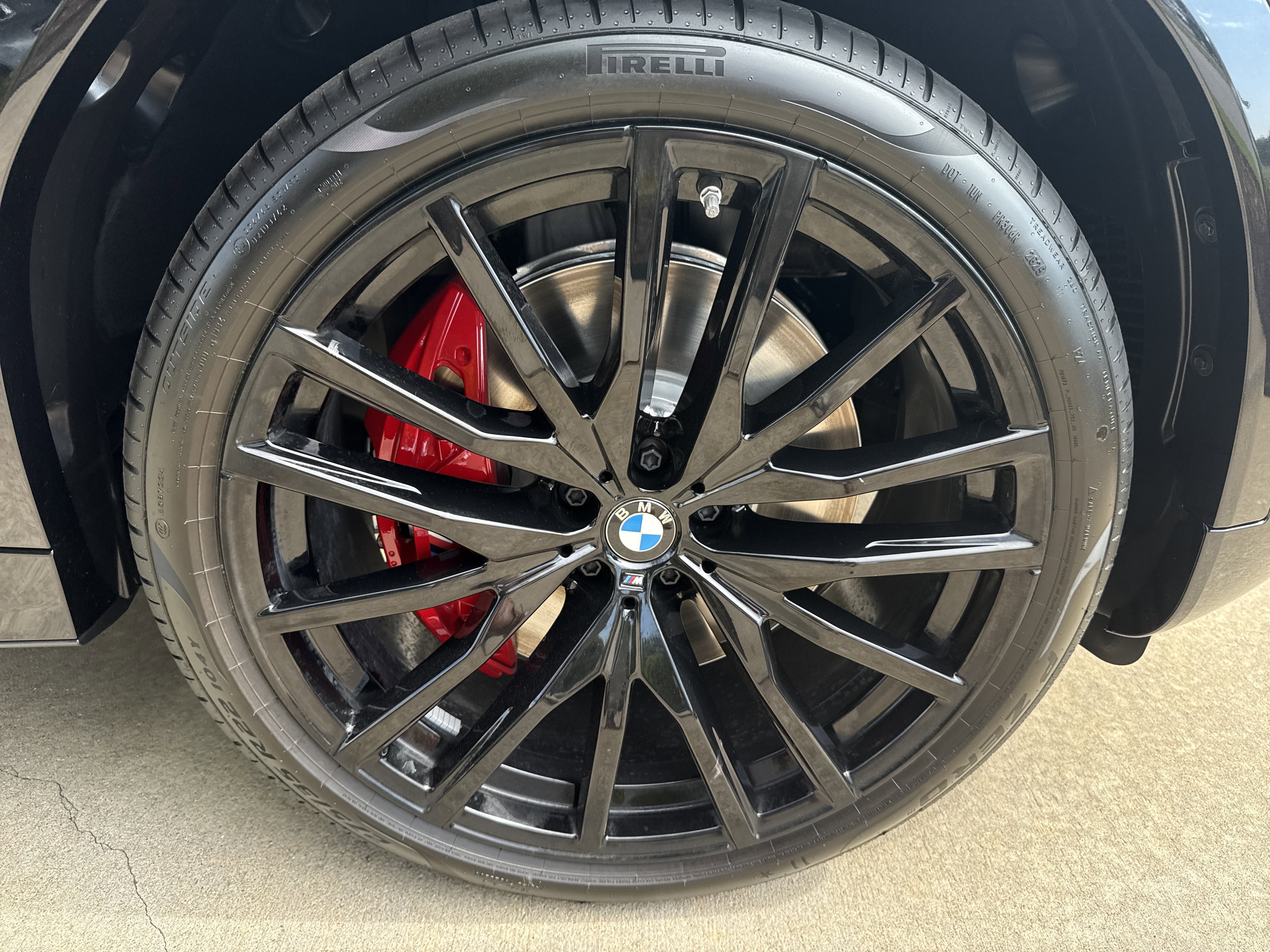 New 2026 BMW X6 M60i image 28