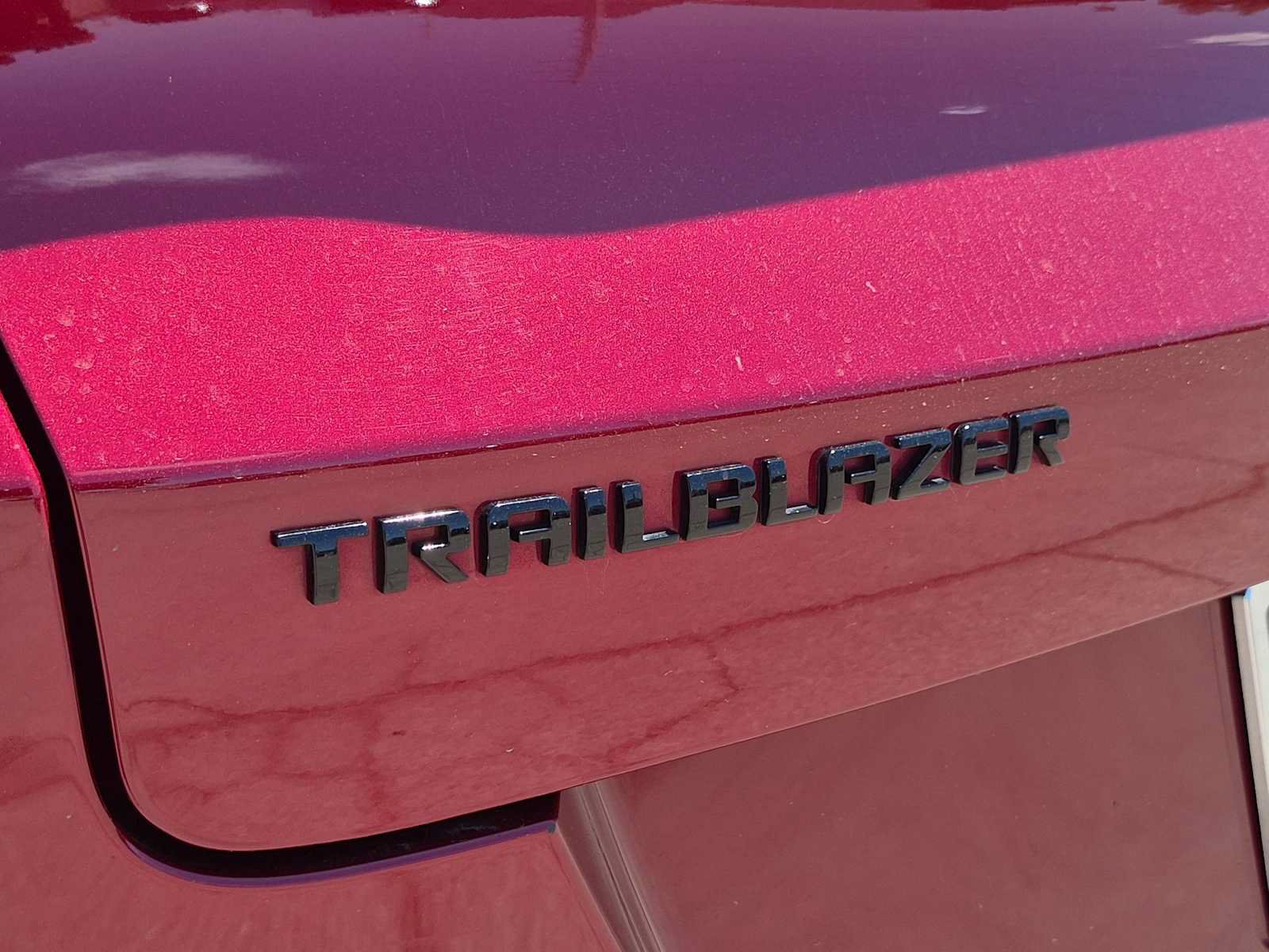 Used 2021 Chevrolet TrailBlazer RS w/ Technology Package FWD image 12