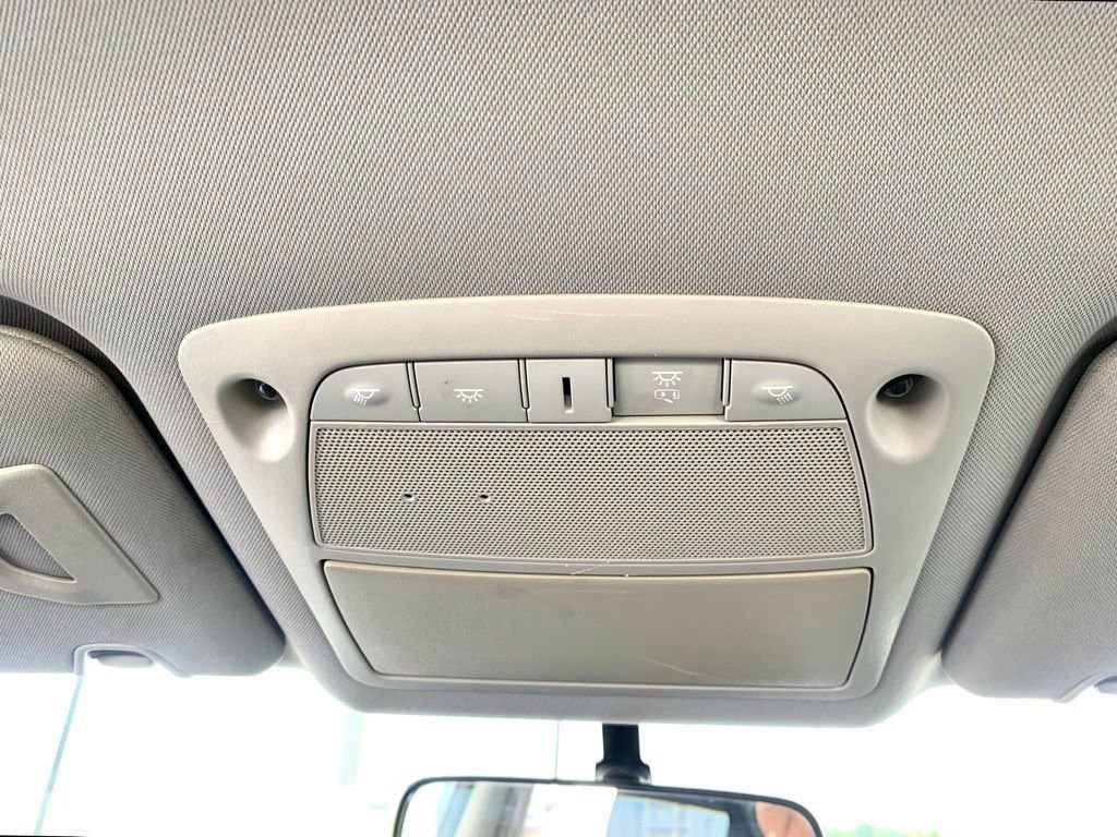 Used 2017 Nissan Rogue S image 16