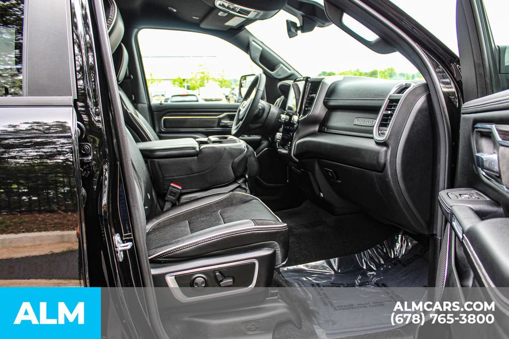 Used 2025 RAM 1500 Laramie AWD/4WD image 16
