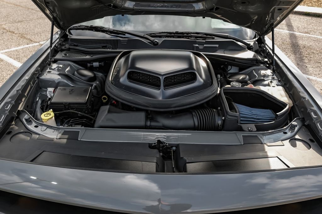 Used 2018 Dodge Challenger R/T image 50