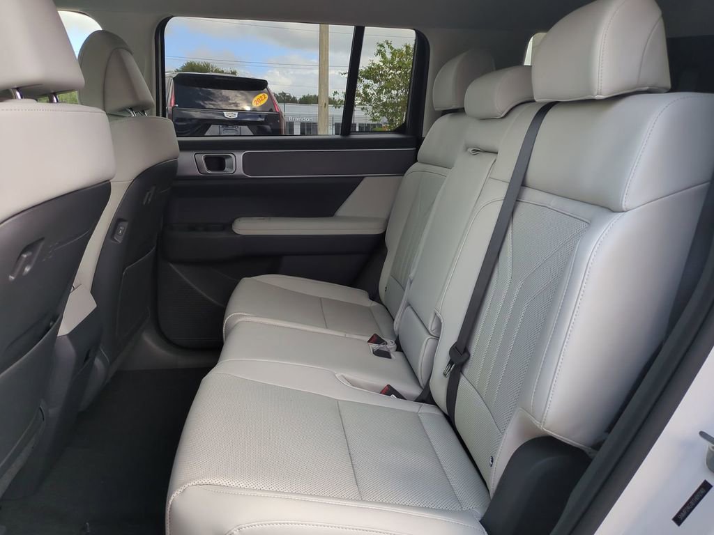 New 2026 Hyundai Santa Fe SEL image 17