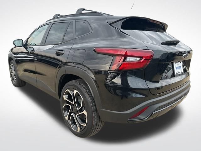 New 2026 Chevrolet Trax RS w/ Sunroof Package image 3
