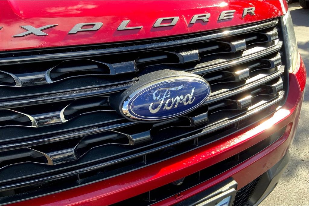 Used 2016 Ford Explorer Sport w/ Equipment Group 401A image 31