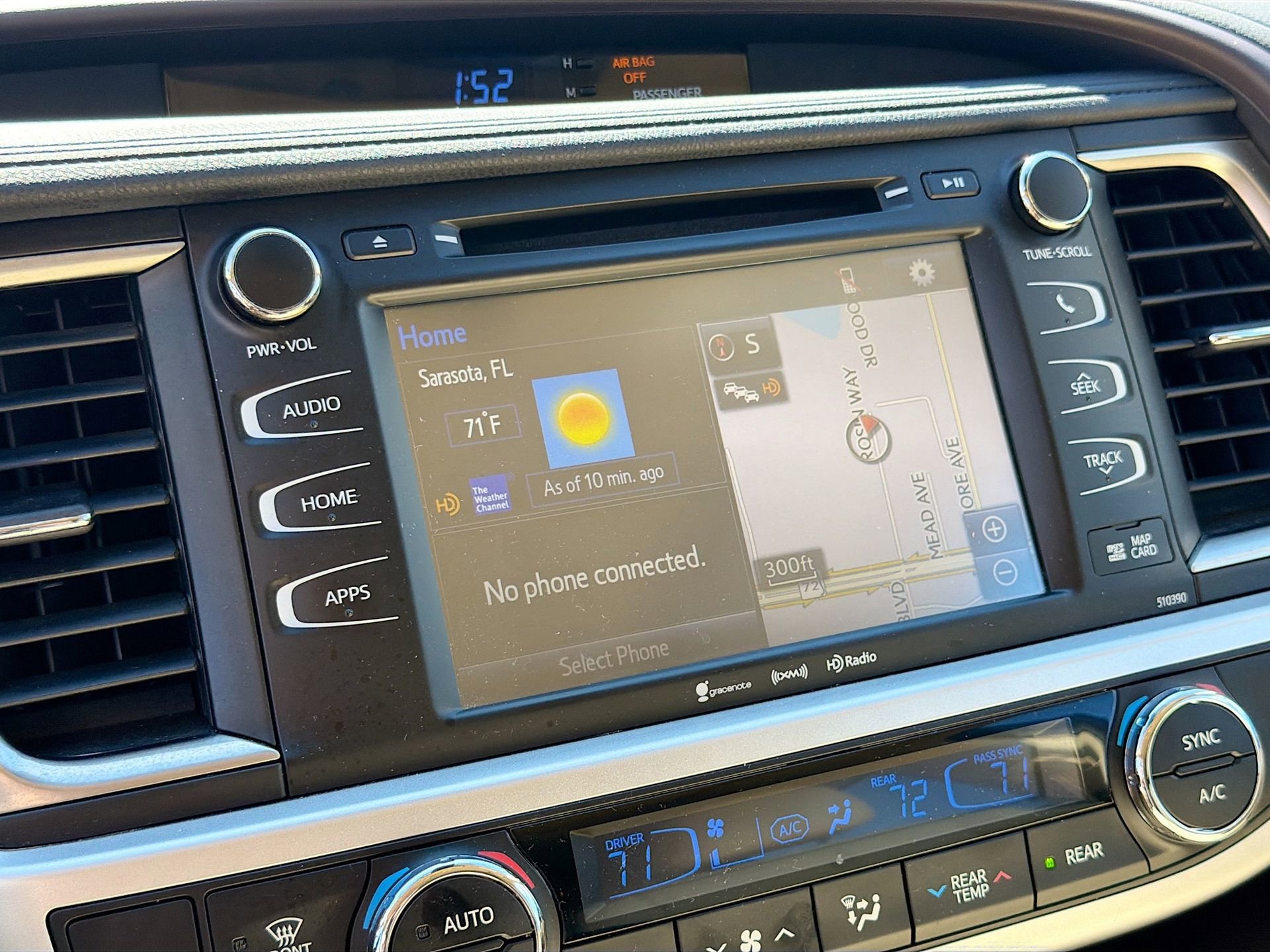 Used 2019 Toyota Highlander XLE image 33