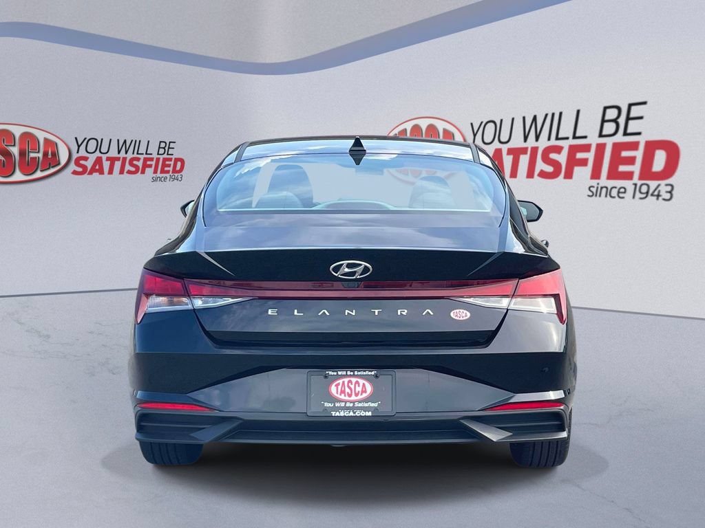Used 2023 Hyundai Elantra SEL w/ Convenience Package FWD image 7