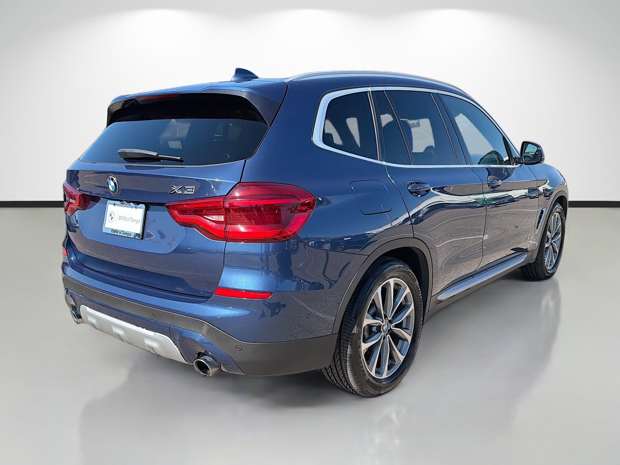 Used 2018 BMW X3 xDrive30i image 3