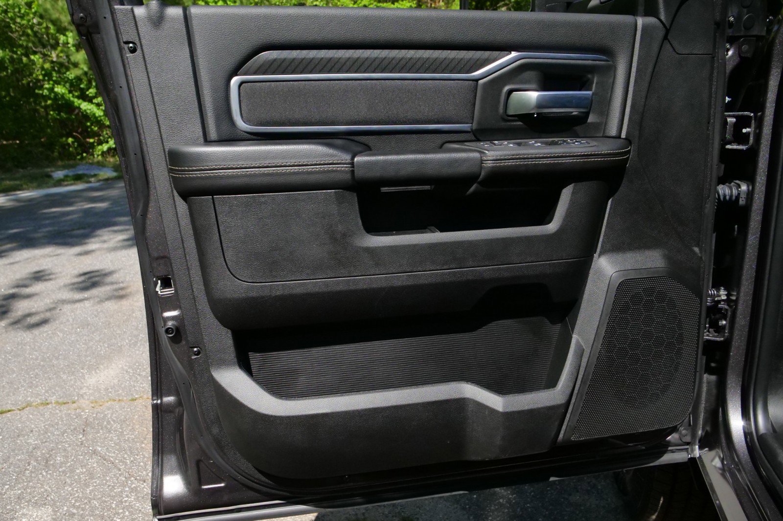 Used 2025 RAM 3500 Big Horn image 25