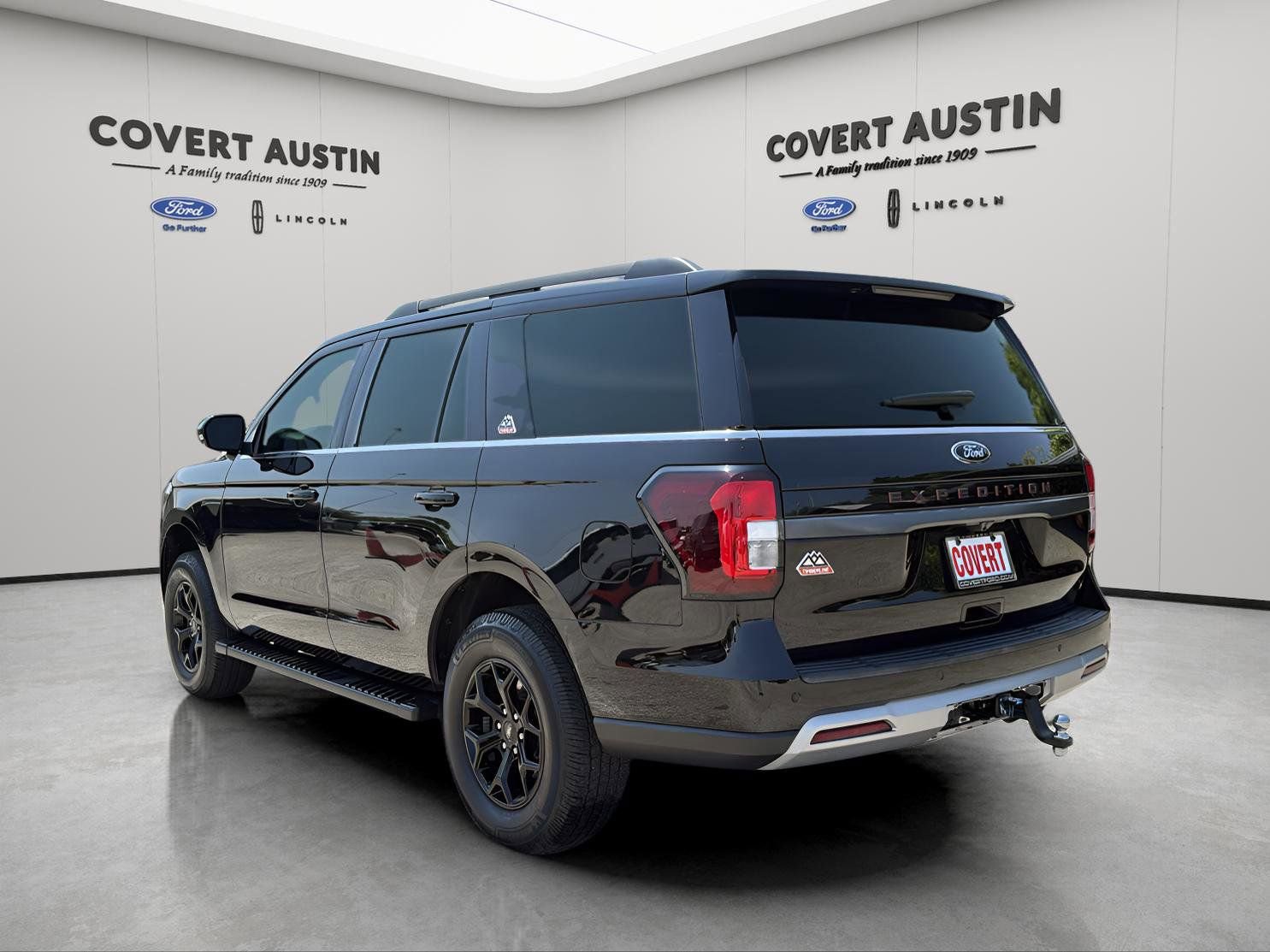 Certified 2023 Ford Expedition Timberline image 3