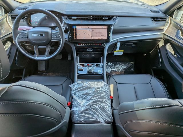 New 2026 Jeep Grand Cherokee Limited AWD/4WD image 16