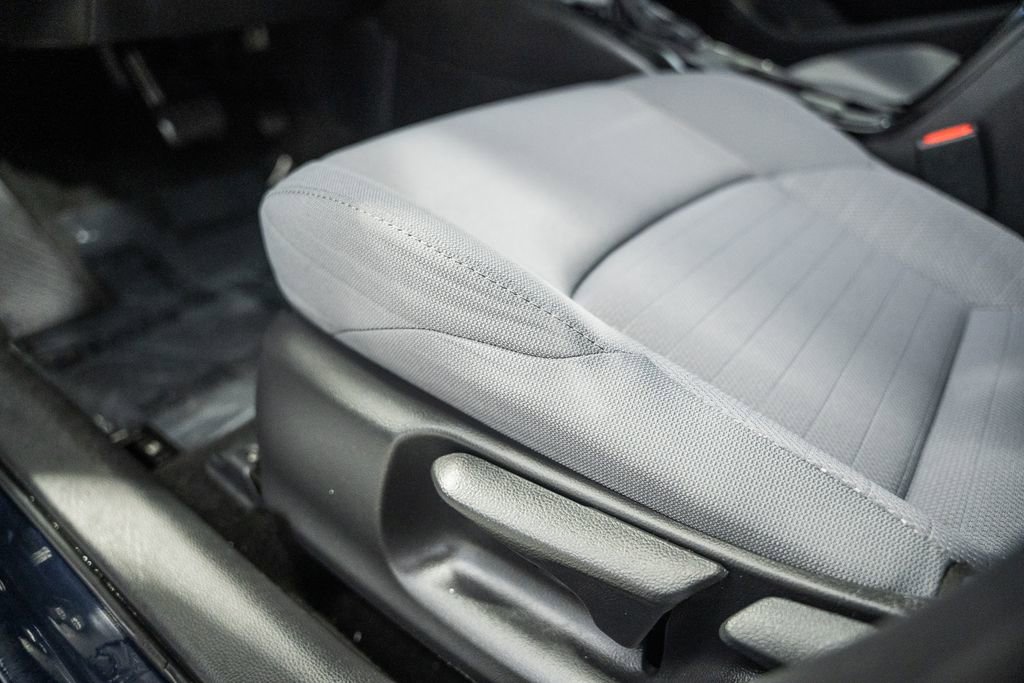 Used 2024 Toyota Corolla SE image 30