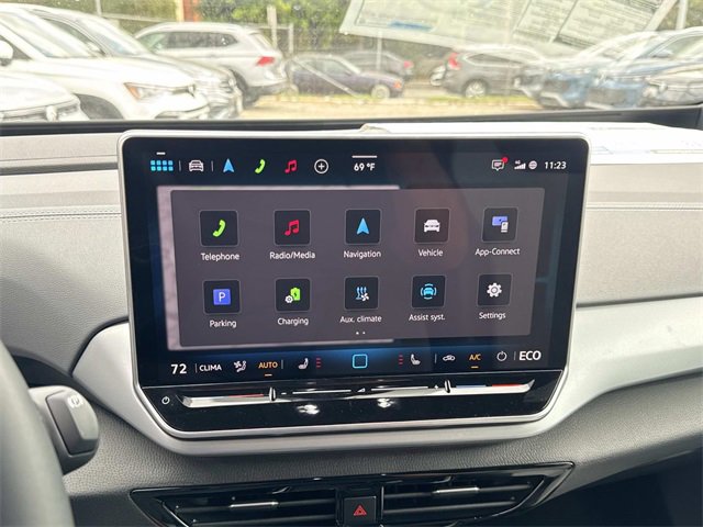 New 2025 Volkswagen ID.4 Pro image 28