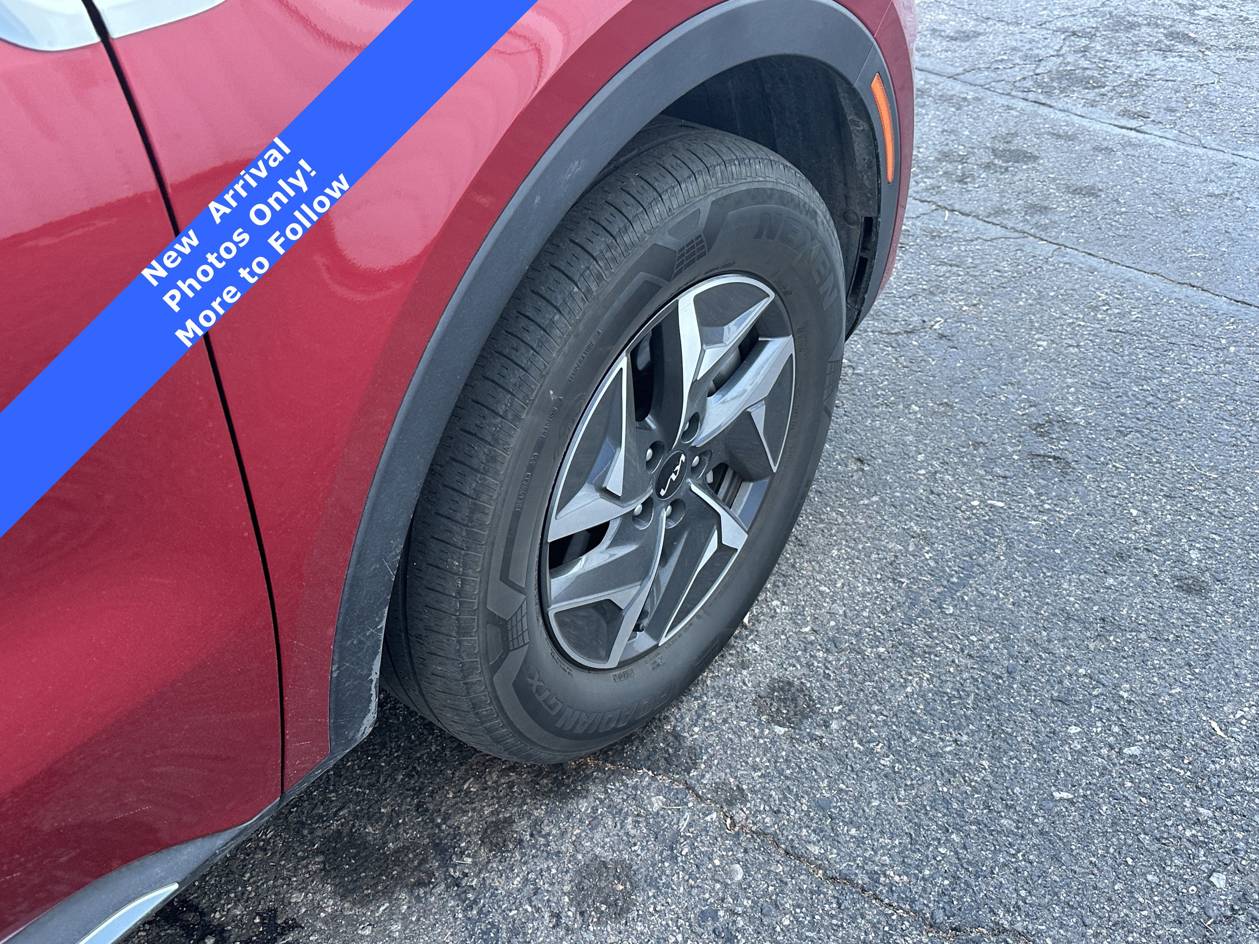 Used 2022 Kia Sorento S image 27