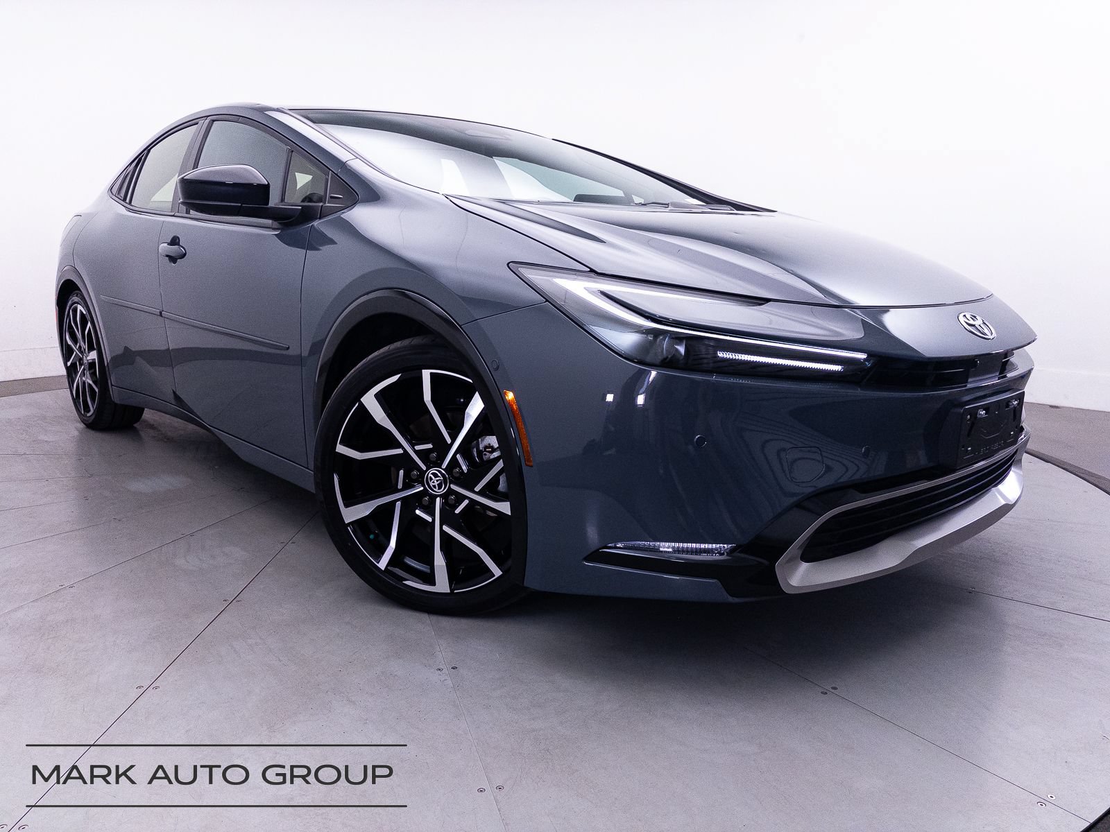 Used 2023 Toyota Prius Prime Premium w/ Advanced Technology Package FWD video 1