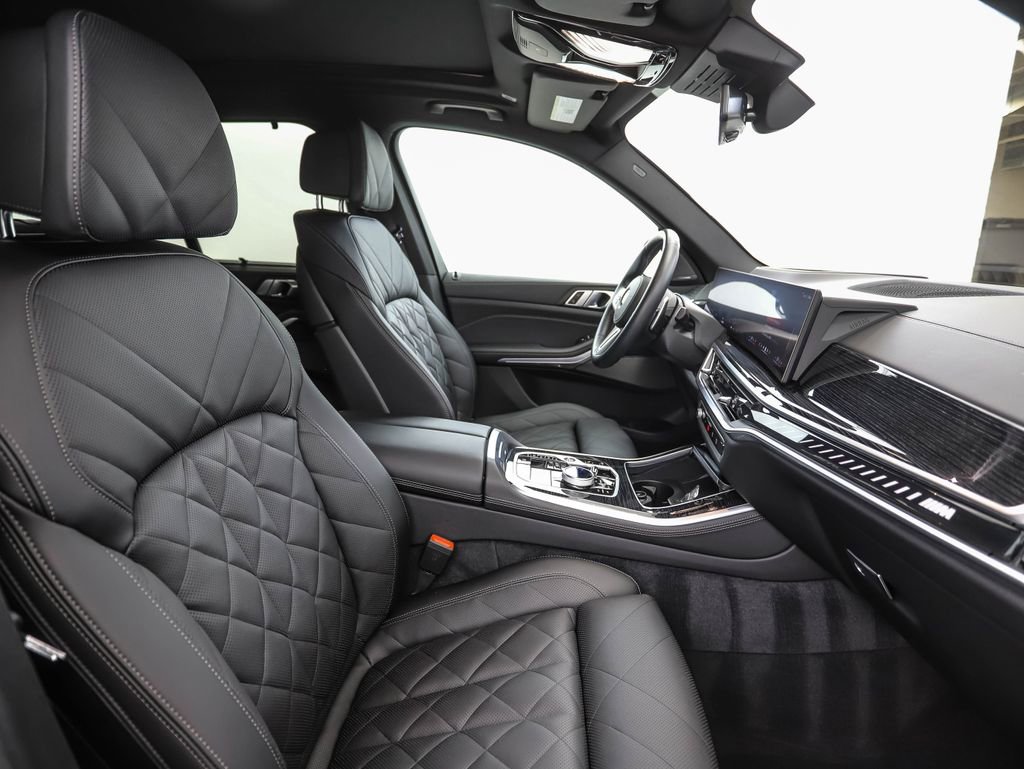Certified 2025 BMW X5 M60i image 31