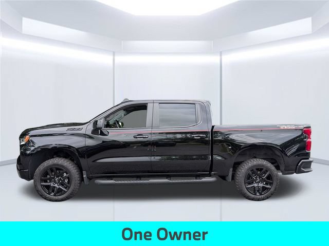 Used 2025 Chevrolet Silverado 1500 LT Trail Boss w/ LPO, Dark Essentials Package AWD/4WD image 2
