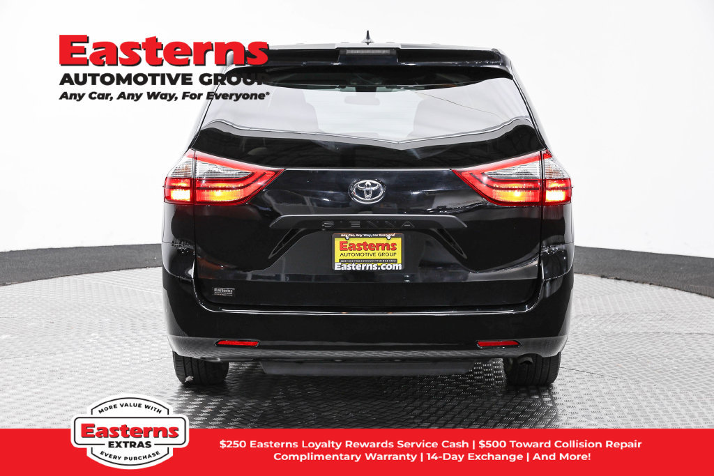 Used 2020 Toyota Sienna L FWD image 7