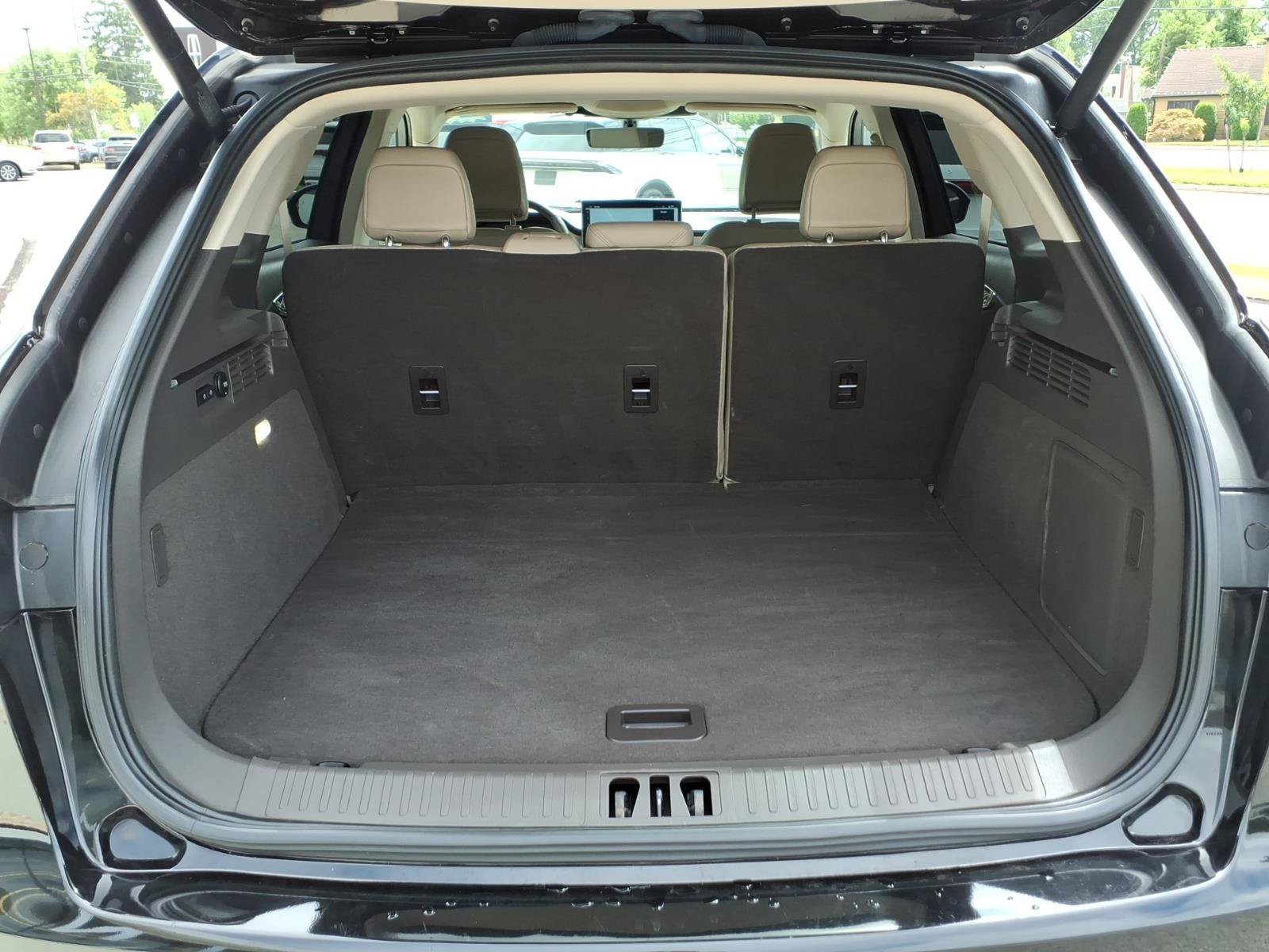 Certified 2023 Lincoln Nautilus FWD w/ Premium Package image 26