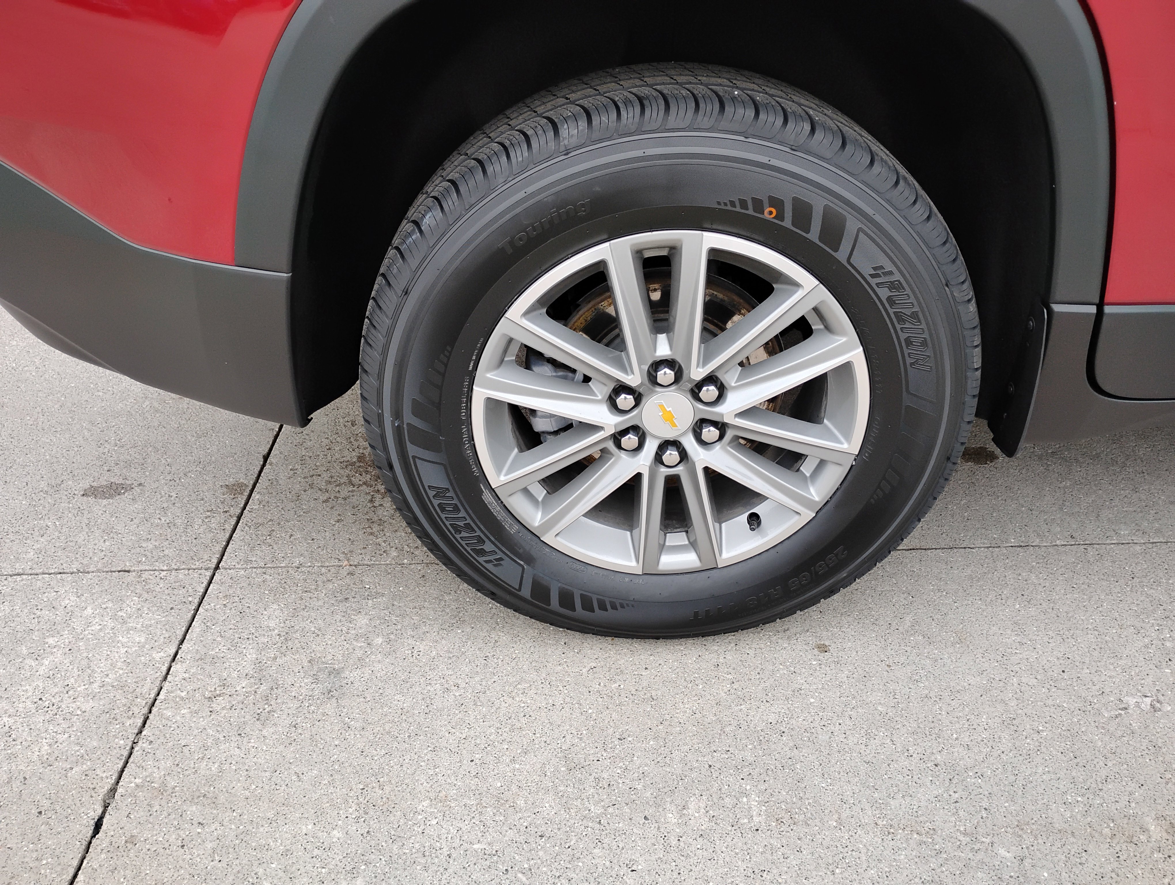 Used 2023 Chevrolet Traverse LT w/ LPO, Floor Liner Package image 26