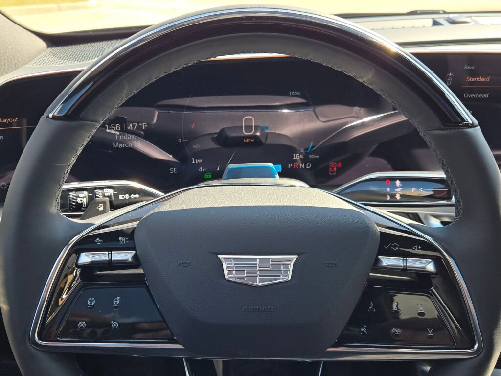 New 2026 Cadillac Lyriq Premium Luxury image 34