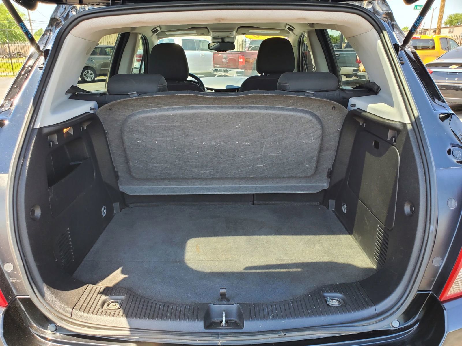 Used 2020 Chevrolet Trax LS w/ Tint and Cruise Package FWD image 7
