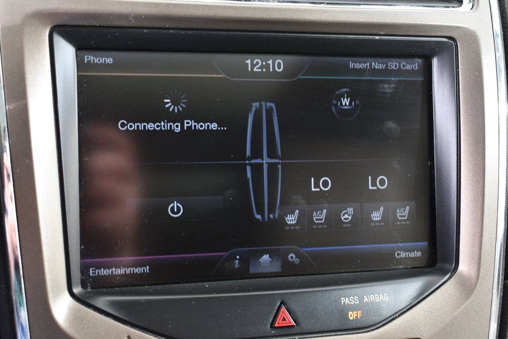 Used 2015 Lincoln MKX AWD w/ Equipment Group 102A image 27