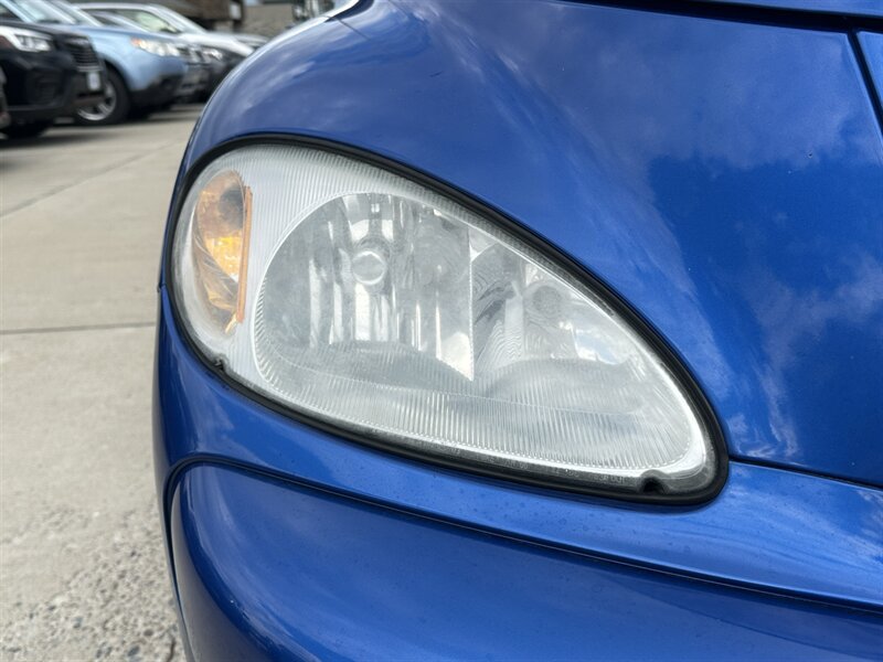 Used 2005 Chrysler PT Cruiser GT w/ Chrome Accents Group FWD image 32