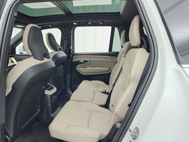 New 2026 Volvo XC90 T8 Plus w/ Protection Package Premier image 36