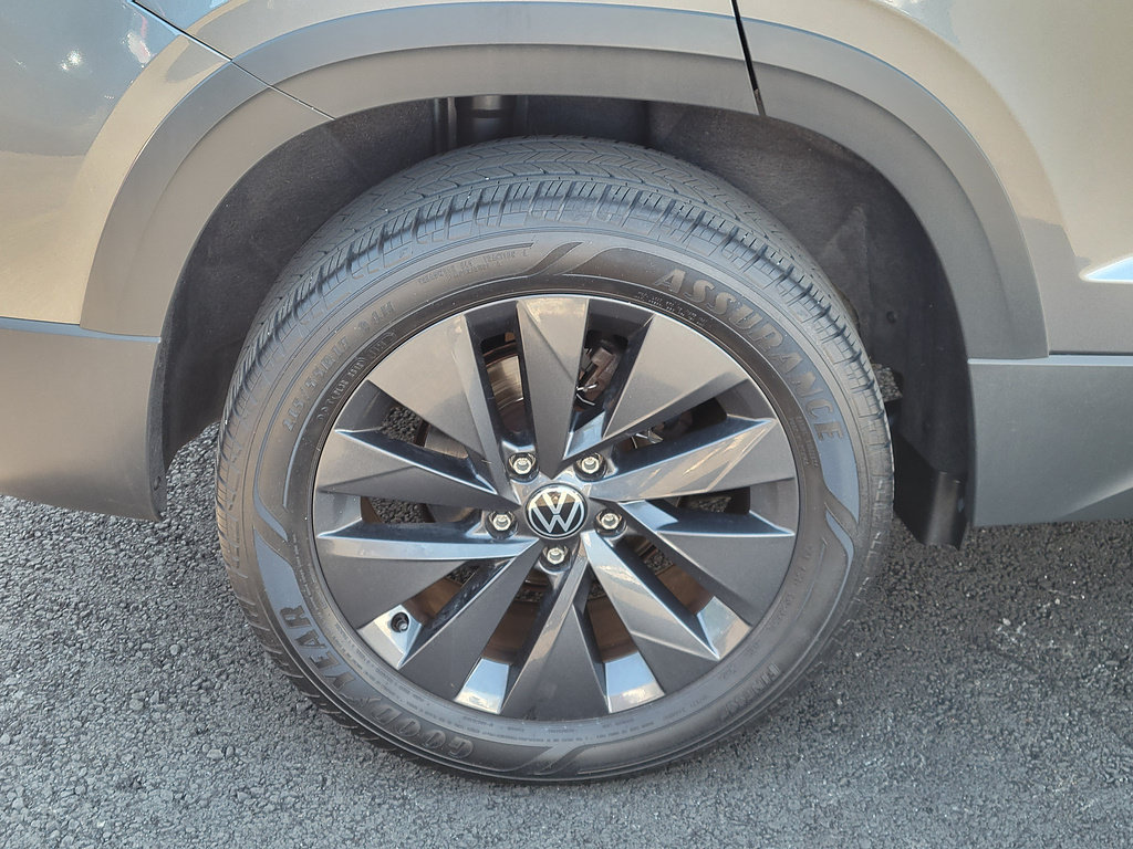 Used 2022 Volkswagen Taos S FWD image 6