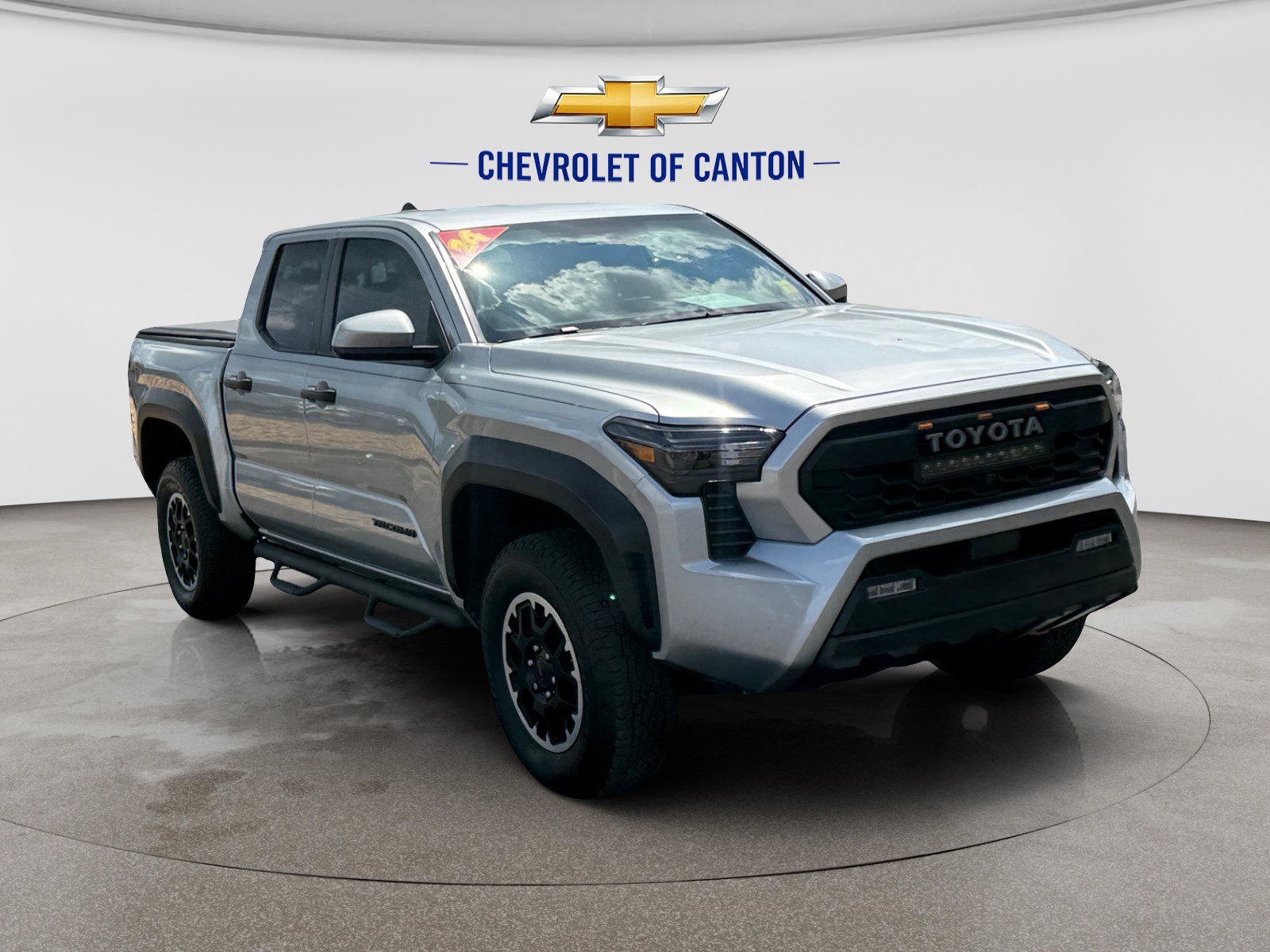 Used 2024 Toyota Tacoma TRD Off-Road AWD/4WD image 3