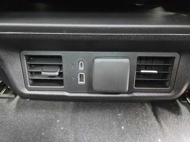 New 2026 GMC Sierra 1500 Elevation image 14