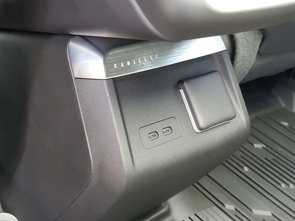 Used 2024 Cadillac Lyriq Sport w/ LPO, Floor Liner Package AWD/4WD image 27
