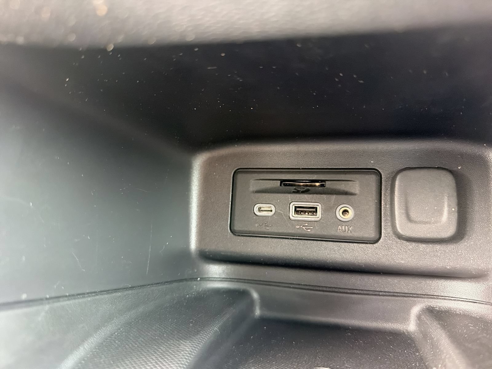 Used 2019 Chevrolet Equinox Premier FWD image 33