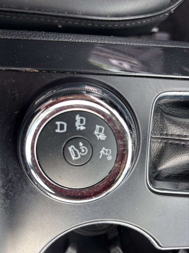 Used 2019 Ford Explorer Platinum AWD/4WD image 25
