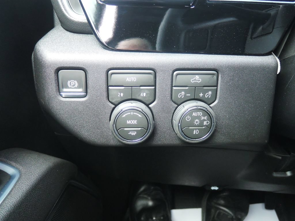 New 2026 Chevrolet Silverado 1500 RST w/ RST Select Package AWD/4WD image 25