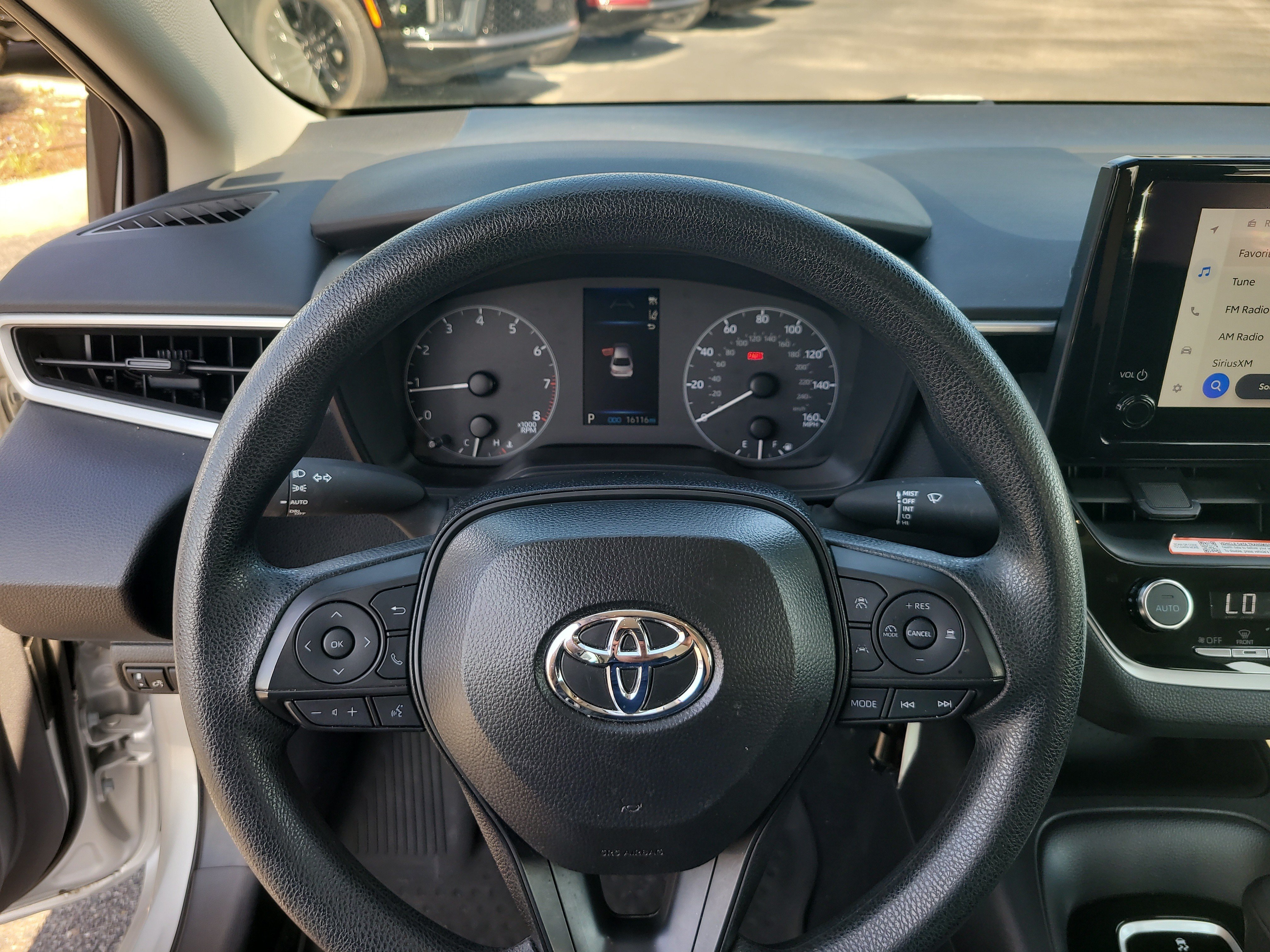 Used 2025 Toyota Corolla LE FWD image 26