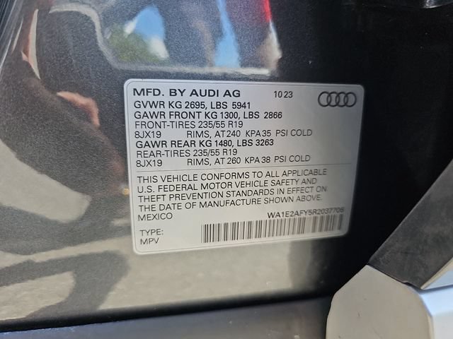 Used 2024 Audi Q5 e Premium Plus AWD/4WD image 41