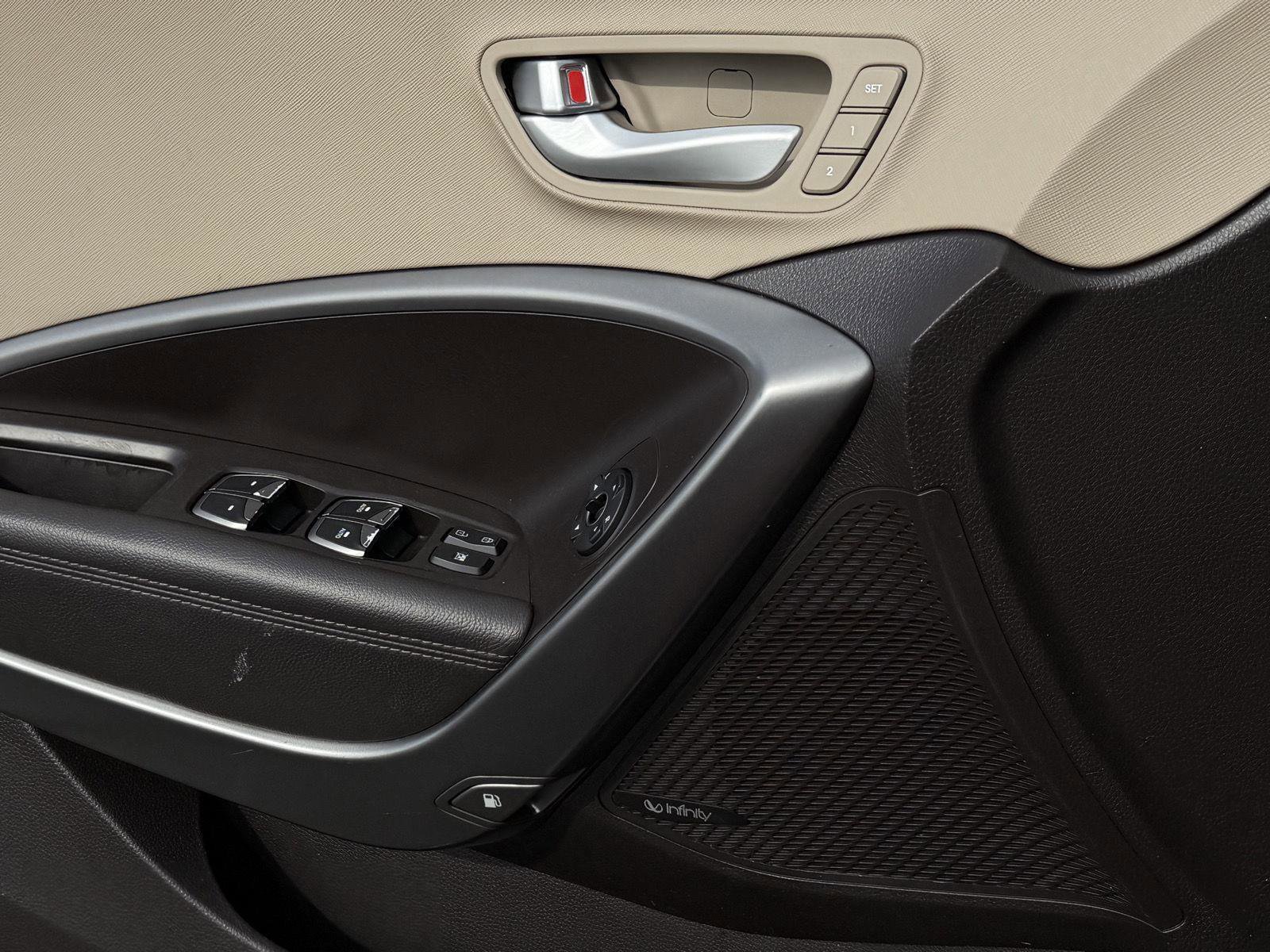 Used 2018 Hyundai Santa Fe Sport w/ 2.4L Tech Package 04 image 22