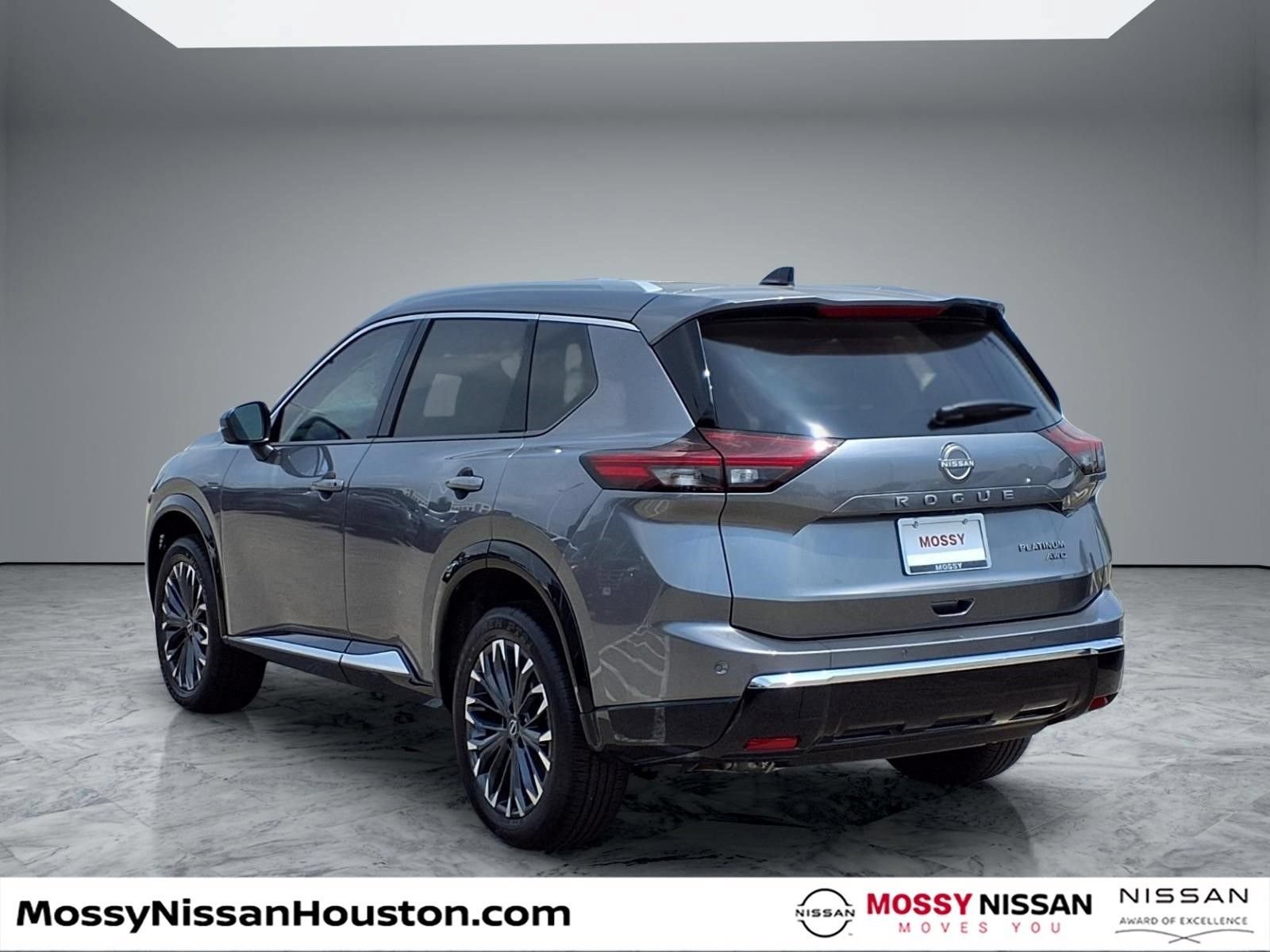 New 2026 Nissan Rogue Platinum AWD/4WD image 2