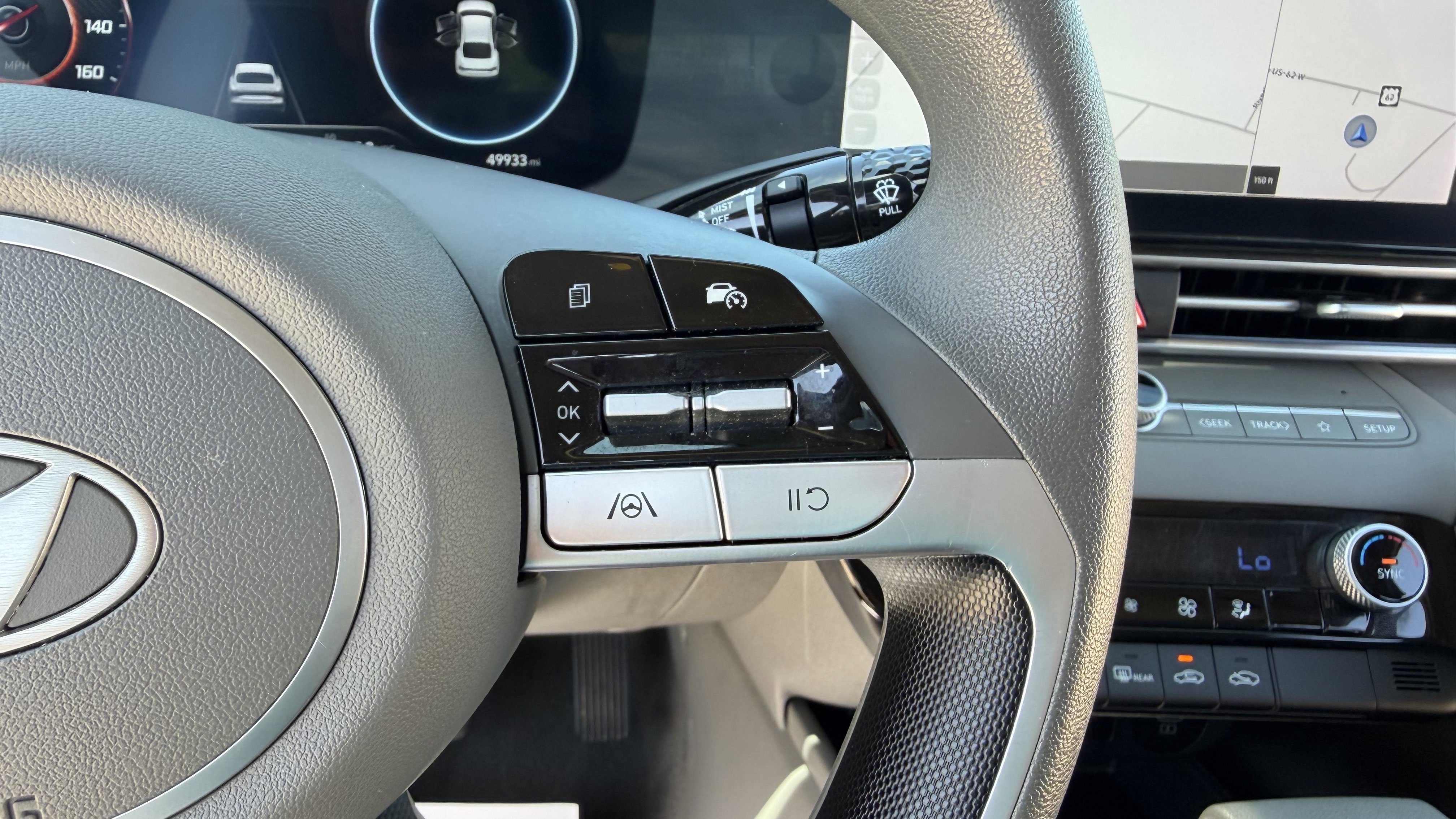 Used 2024 Hyundai Elantra SEL FWD image 19