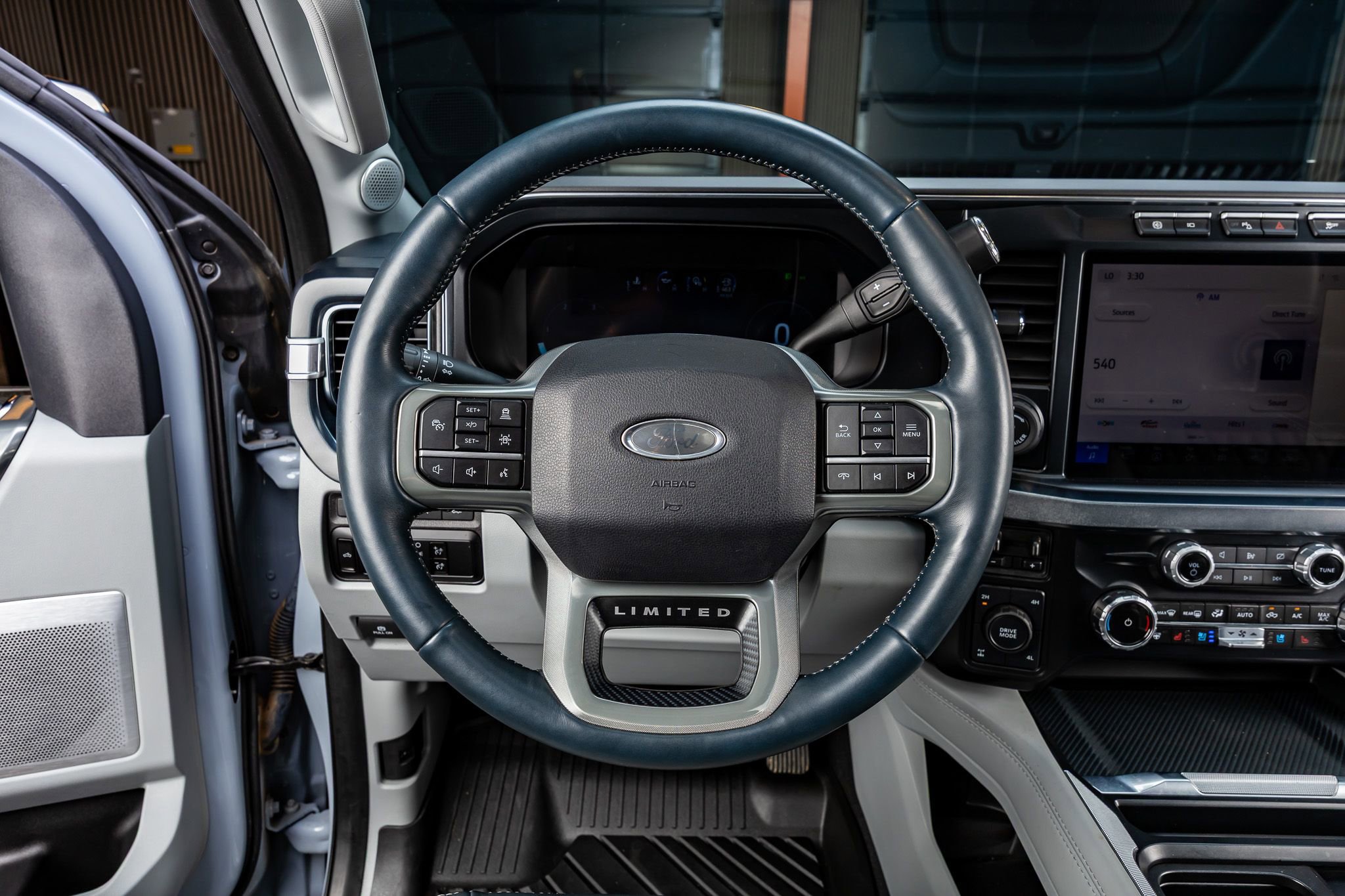 Used 2024 Ford F250 Limited w/ FX4 Off-Road Package image 18