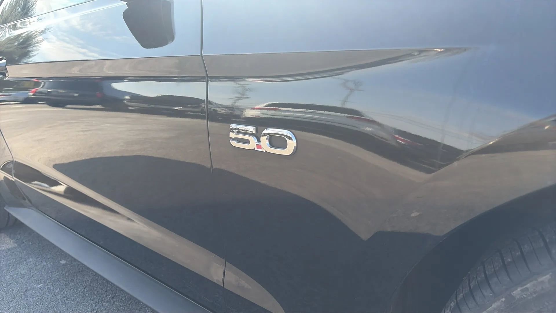 Used 2015 Ford Mustang GT Premium image 30