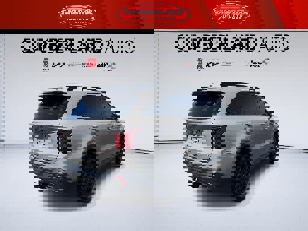 Used 2025 Kia Sorento SX Prestige w/ Olive Brown Leather Package AWD/4WD image 8